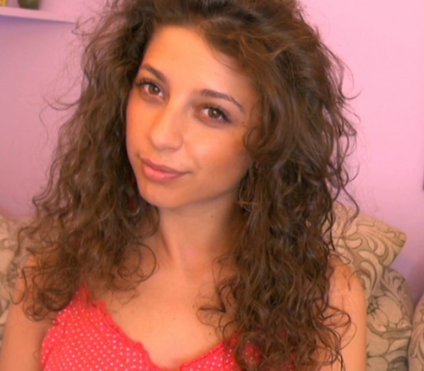 cute curlyanne wants to chat tonight